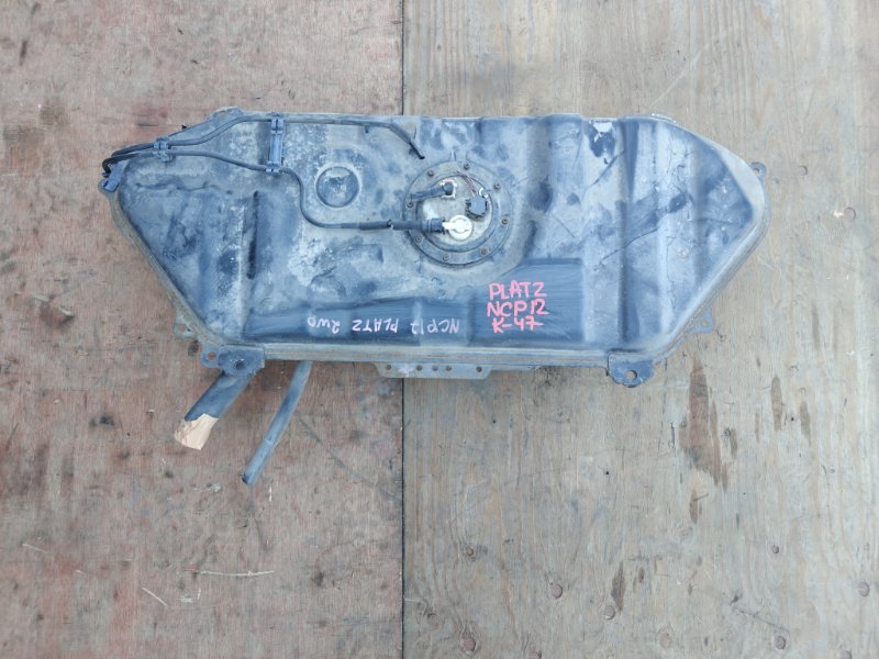 Бензобак Toyota Platz NCP12 1NZFE (б/у)