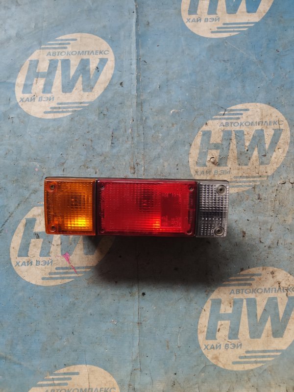 Стоп Nissan Atlas P2F23 TD27 левый (б/у)