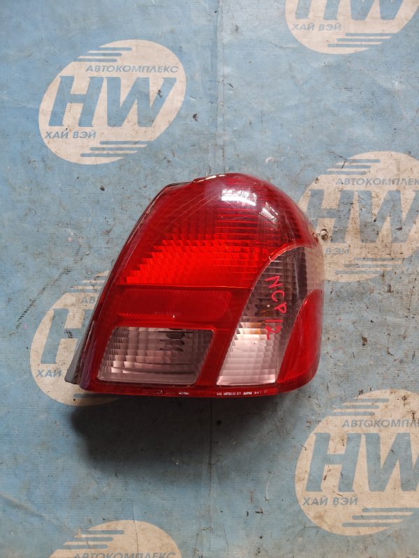 Стоп Toyota Platz NCP12 1NZFE правый (б/у)