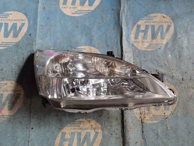 Фара Honda Inspire UC1 J30A правая (б/у)