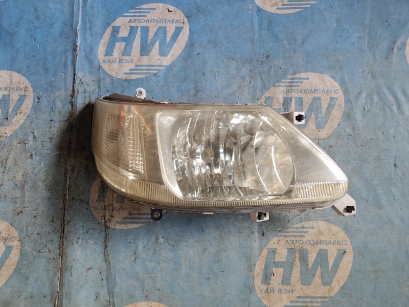 Фара Nissan Serena PNC24 SR20 правая (б/у)