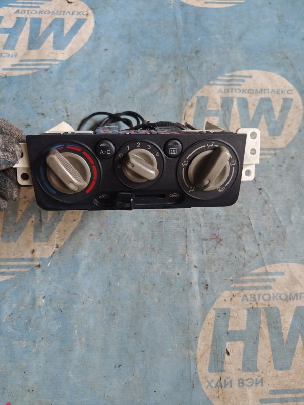 Климат-контроль Mazda Demio DW5W B5 2001 (б/у)