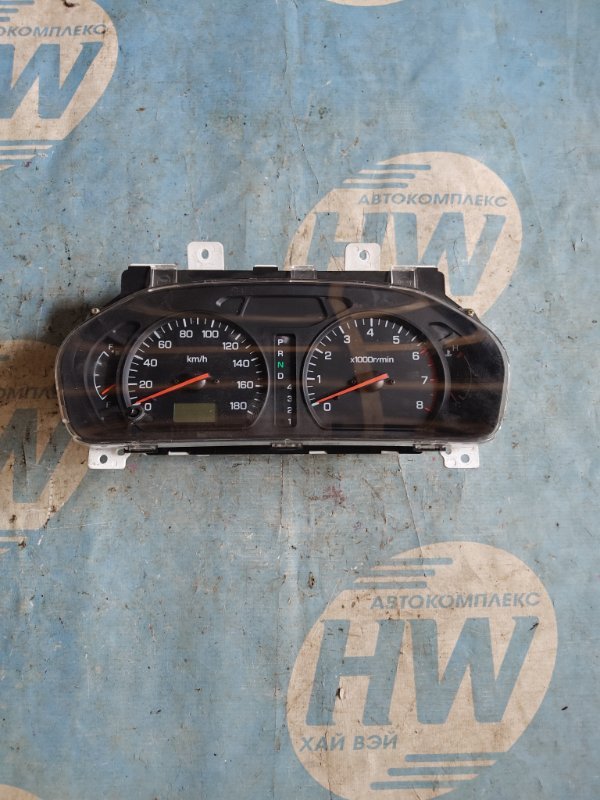 Панель приборов Mitsubishi Chariot Grandis N84W 4G64 (б/у)