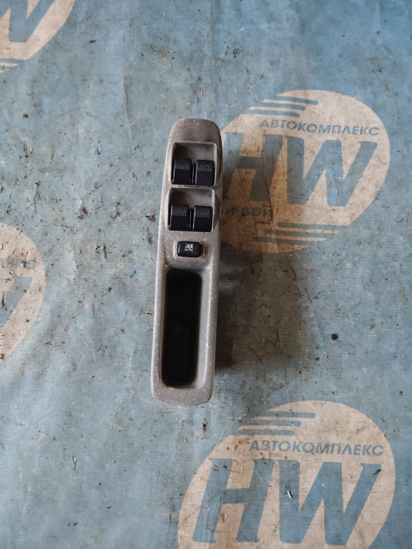 Блок упр. стеклоподъемниками Mazda Demio DW5W B5 2001 передний правый (б/у)