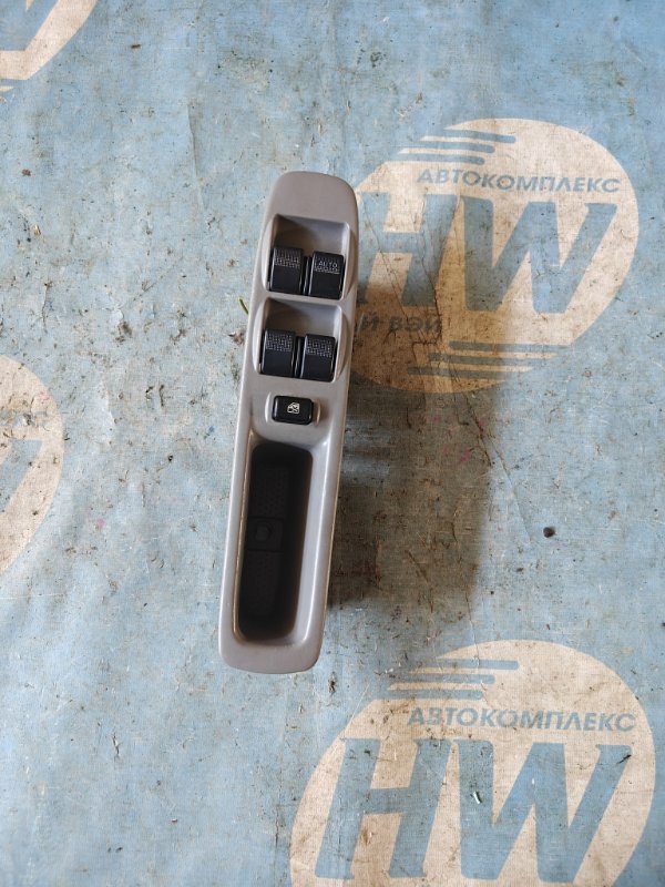 Блок упр. стеклоподъемниками Mazda Demio DW3W B3 2001 передний правый (б/у)