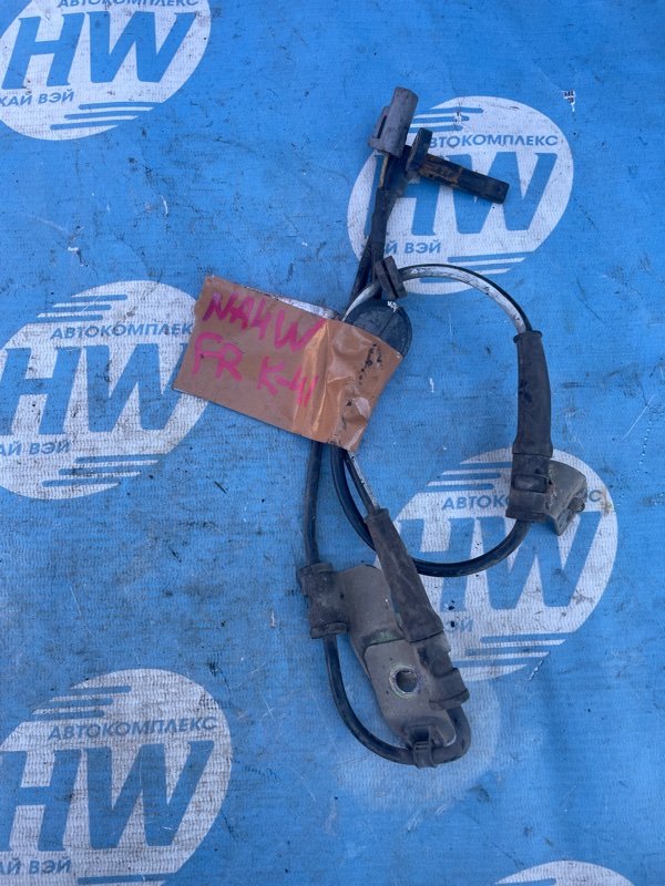 Датчик ABS Mitsubishi Grandis NA4W 4G69 передний правый (б/у)
