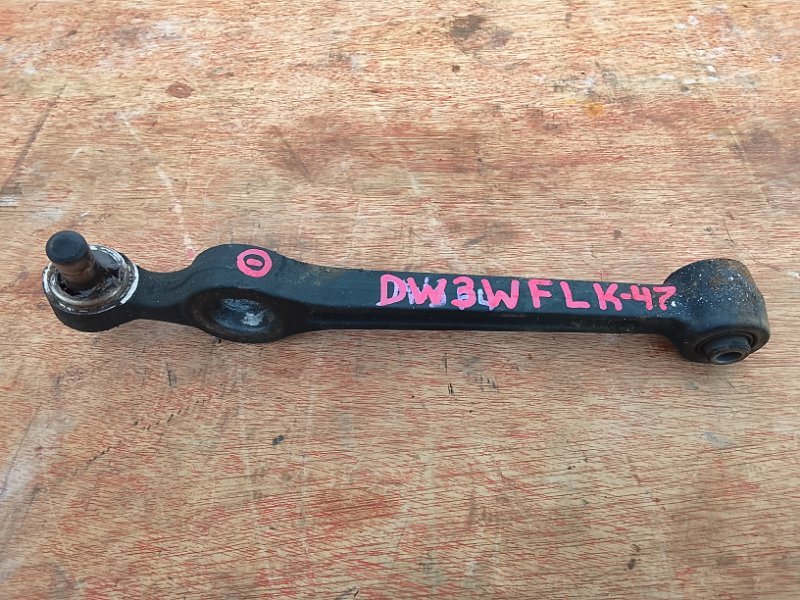 Рычаг нижний Mazda Demio DW3W B3 передний левый (б/у)
