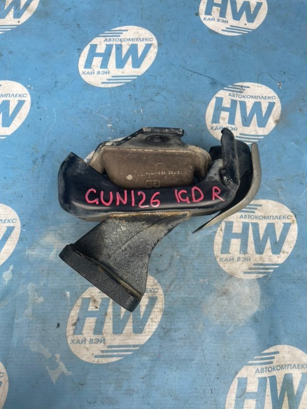Подушка двс Toyota HILUX GUN126L 1GFTV 2020 правая (б/у)