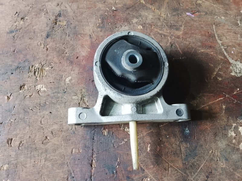Подушка двс Suzuki Aerio RA21S M15A левая (б/у)