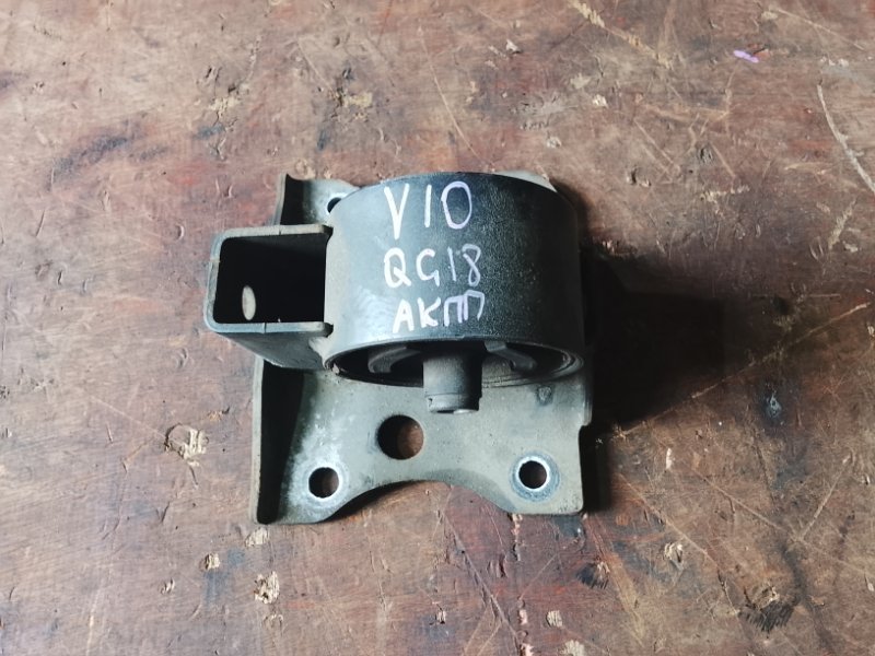 Подушка двс Nissan Tino V10 QG18 левая (б/у)