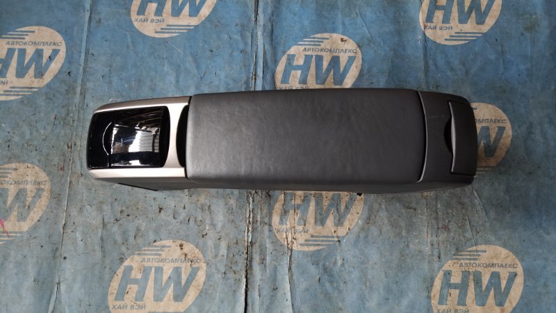 Бардачок между сидениями Toyota Prius NHW20 1NZFXE (б/у)