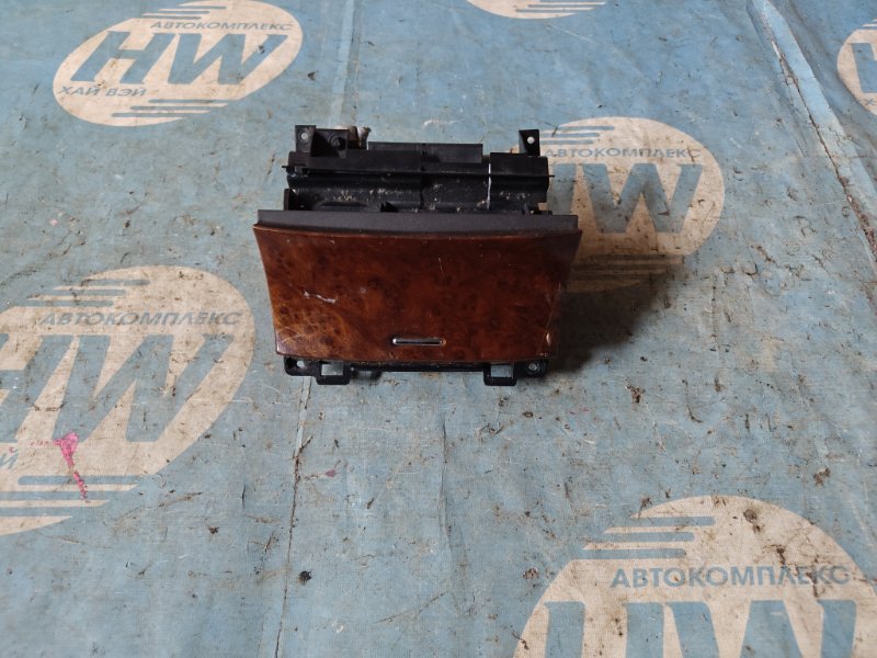 Пепельница Honda Inspire UC1 J30A (б/у)