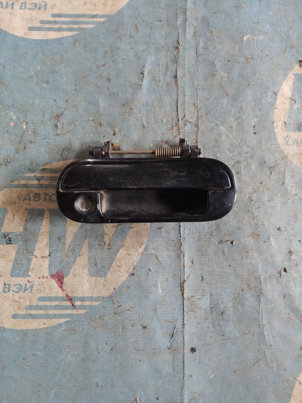 Ручка двери внешняя Honda HR-V GH1 D16A передняя правая (б/у)