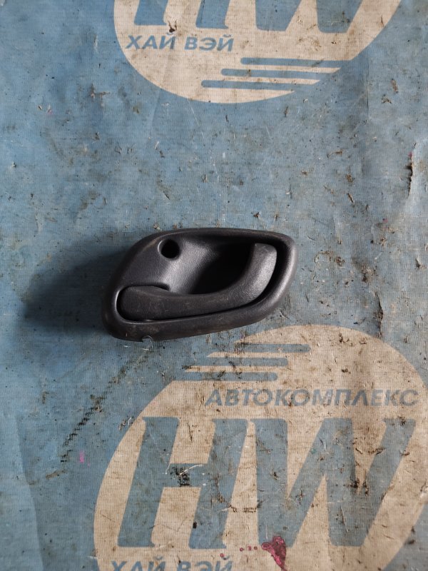 Ручка двери внутренняя Suzuki Chevrolet Cruze HR52S M13A передняя левая (б/у)