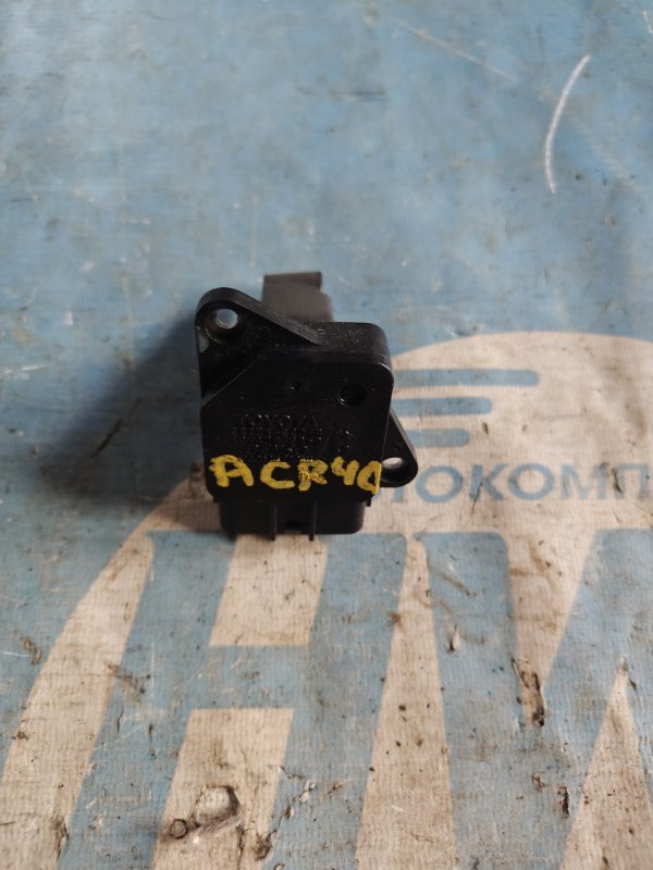 Датчик расхода воздуха Toyota Estima ACR40 2AZFE (б/у)