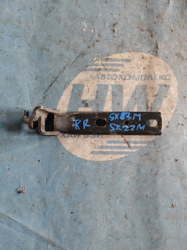 Ролик раздвижной двери Mazda Bongo SK22M R2 задний правый (б/у)