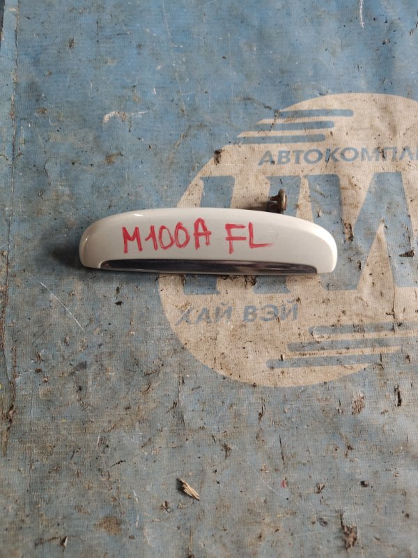 Ручка двери внешняя Toyota Duet M100A EJVE передняя левая (б/у)