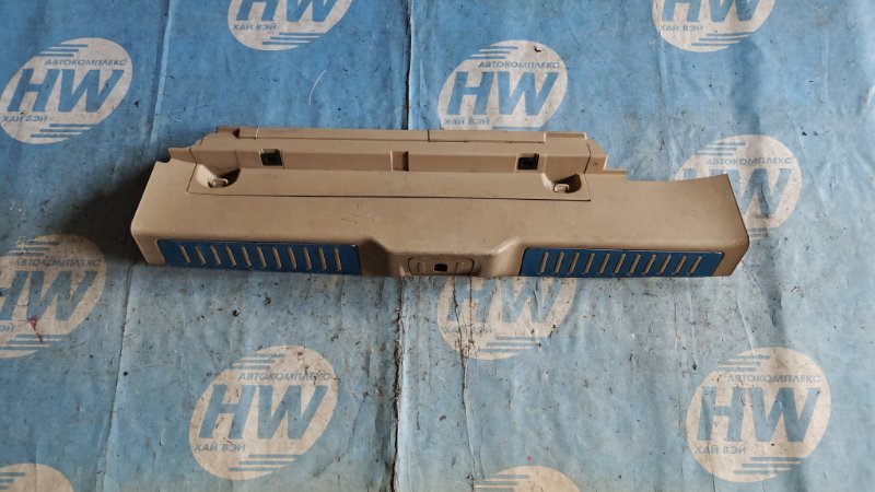 Накладка замка багажника Honda Elysion RR3 J30A (б/у)