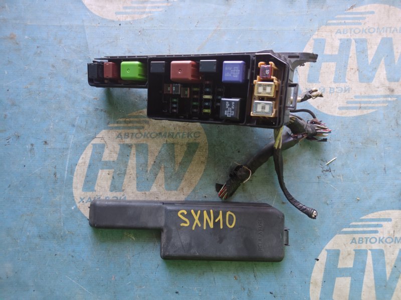Блок предохранителей Toyota Nadia SXN10 3SFE (б/у)