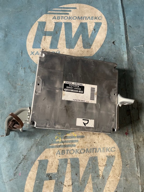 Компьютер двс Toyota Ipsum ACM26 2AZFE (б/у)