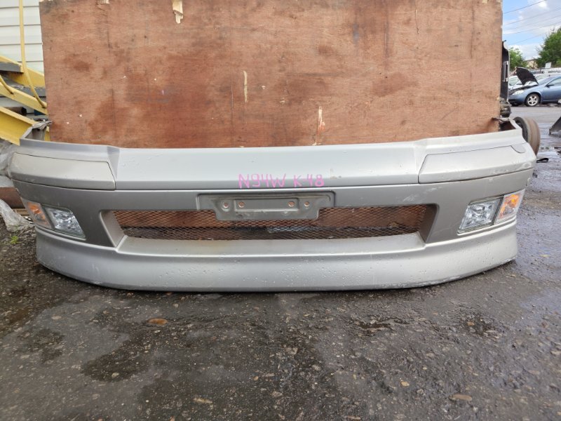 Бампер Mitsubishi Chariot Grandis N94W 4G64 передний (б/у)