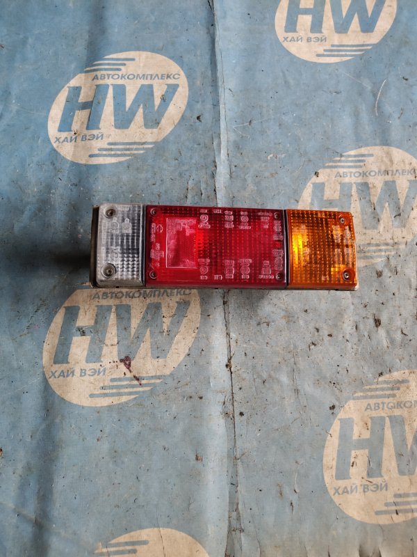 Стоп Nissan Atlas P2F23 TD27 правый (б/у)