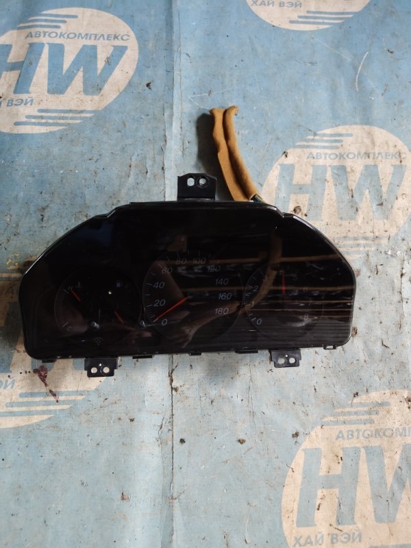 Панель приборов Mazda MPV LWEW FS (б/у)