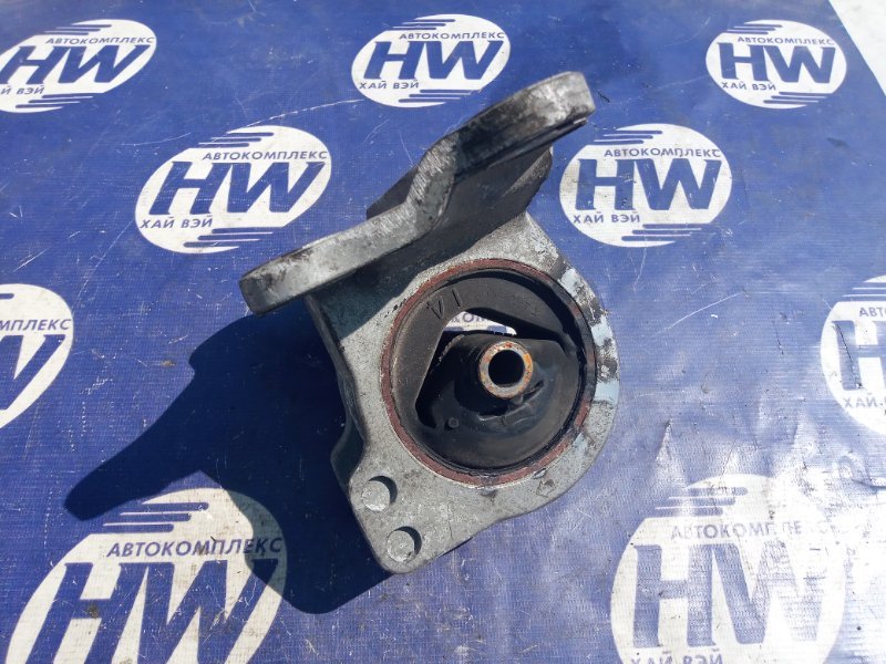 Подушка двс Mitsubishi Chariot Grandis N84W 4G64 (б/у)