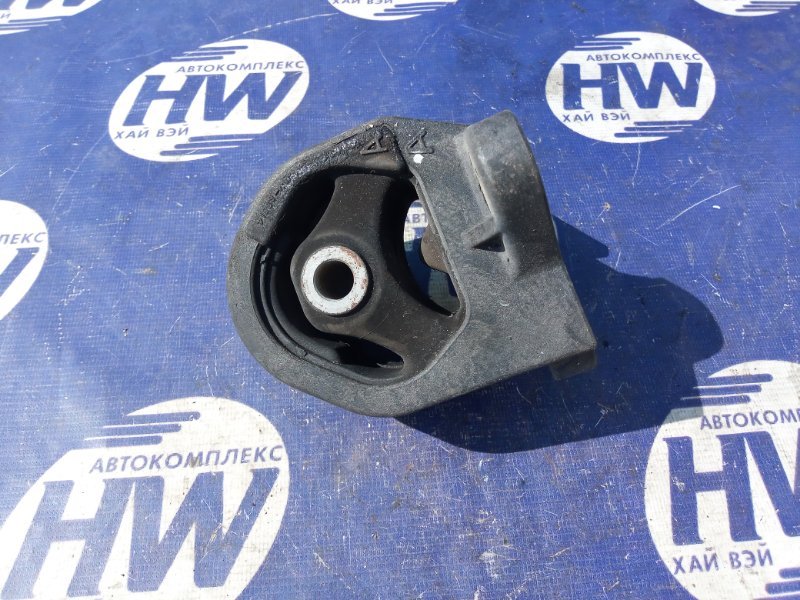 Подушка двс Honda Stream RN1 D17A (б/у)