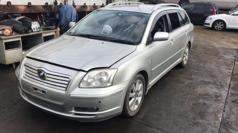 Автомобиль Toyota Avensis AZT251 2AZFSE в разбор