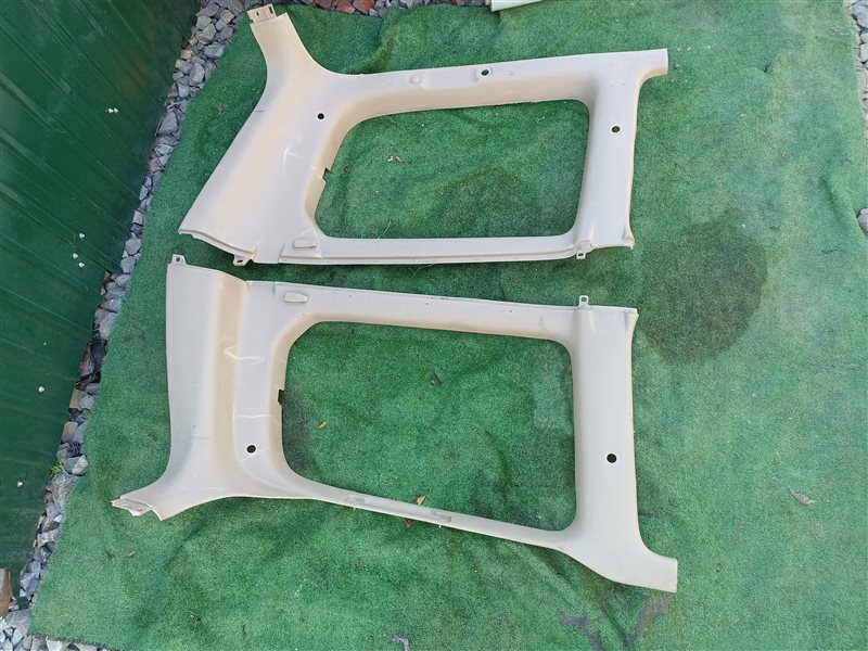 Обшивка багажника Toyota Land Cruiser HDJ100 2UZFE 2001 (б/у)