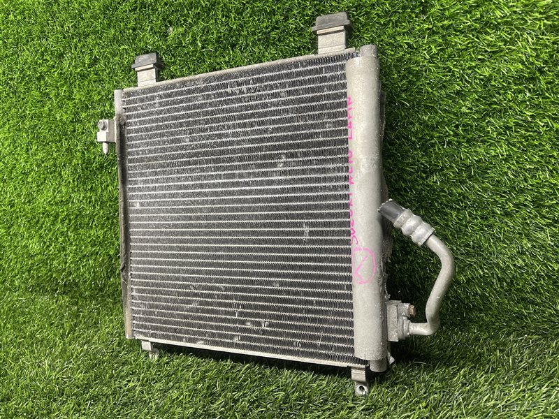 Радиатор кондиционера Suzuki Alto Lapin HE21S (б/у)