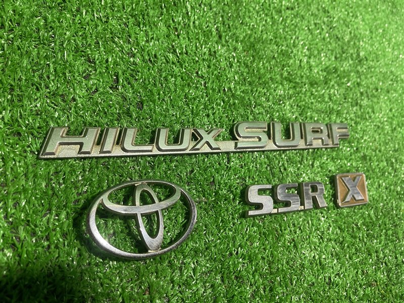 Эмблема Toyota Hilux Surf KZN185 (б/у)
