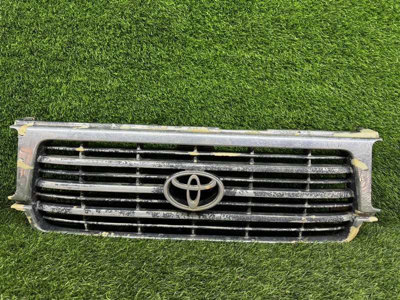 Решетка радиатора Toyota Land Cruiser HDJ81 FJ80 (б/у)