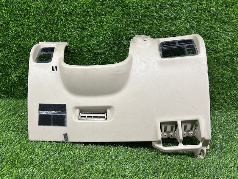 Пластик под руль Toyota Land Cruiser/Cygnus/Lx470 HDJ100 (б/у)