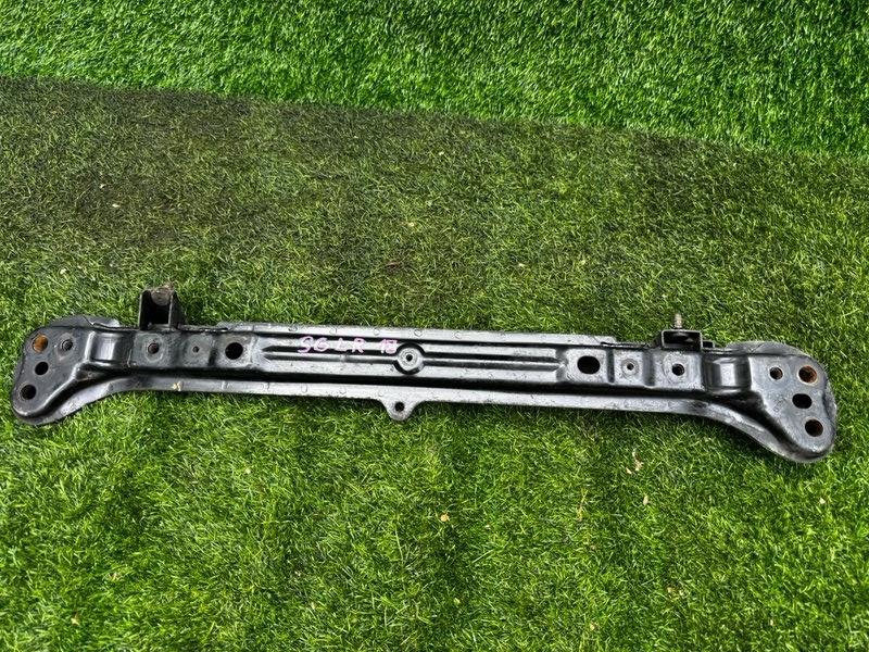 Балка под ДВС продольная Mazda Bongo Friendee SGLR WL-T 1998 передняя (б/у)