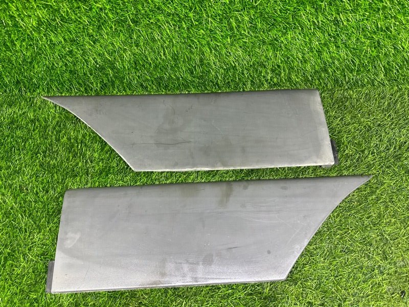 Молдинг на дверь лево/право MITSUBISHI FUSO CANTER FD50A 4M40 передний (б/у)