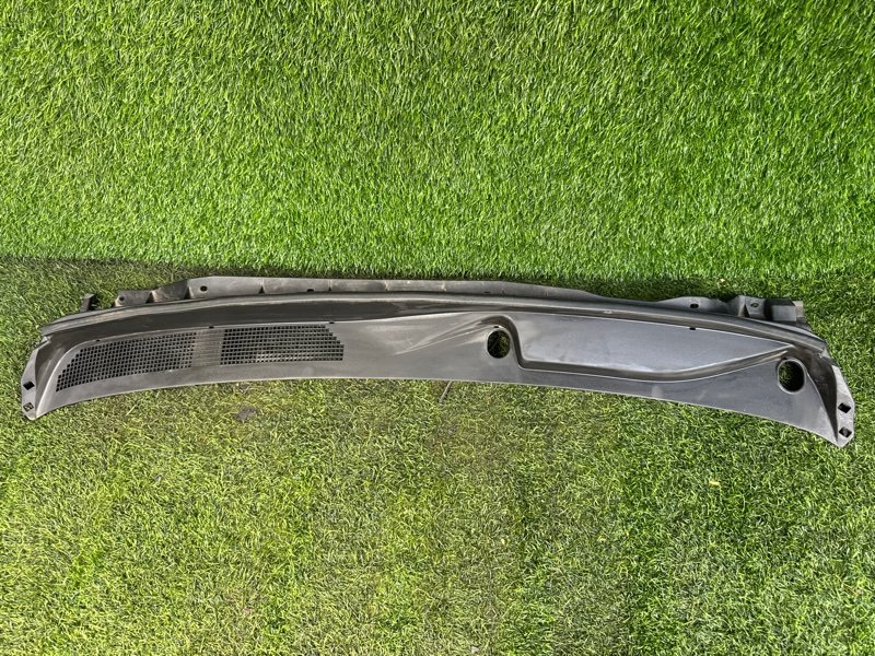 Жабо Nissan NV200 M20 HR16DE 2010 (б/у)