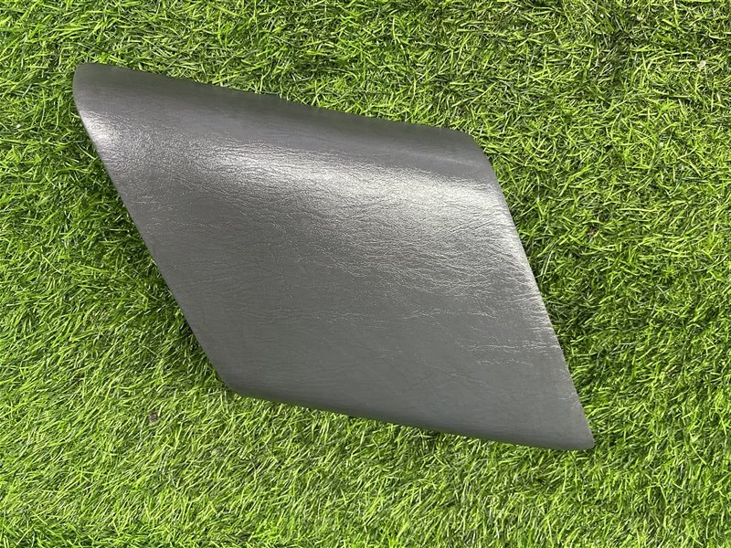 Обшивка двери TOYOTA LAND CRUISER PRADO KZJ95 1KZTE передняя правая (б/у)