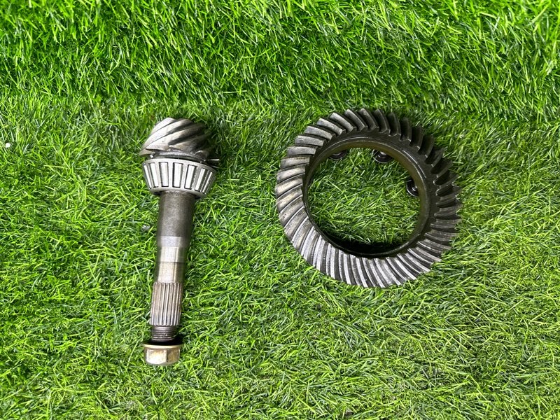 Редуктор NISSAN SKYLINE GTR BNR32 RB26DETT передний (б/у)