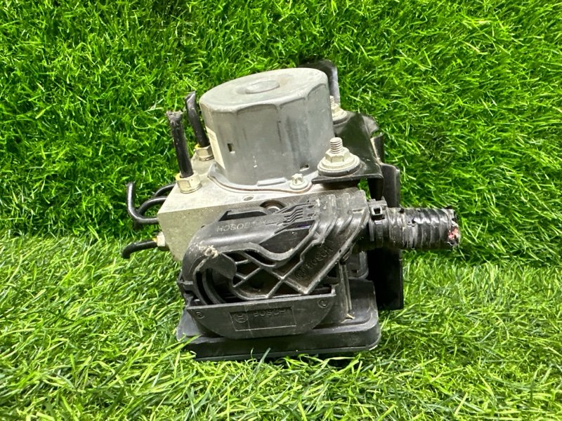 Насос ABS Honda FREED GB3 L15A 2012 (б/у)