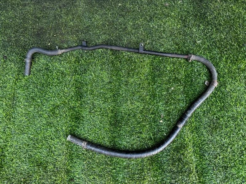 Патрубок печки MAZDA BONGO FRIENDEE SGLR WLT (б/у)