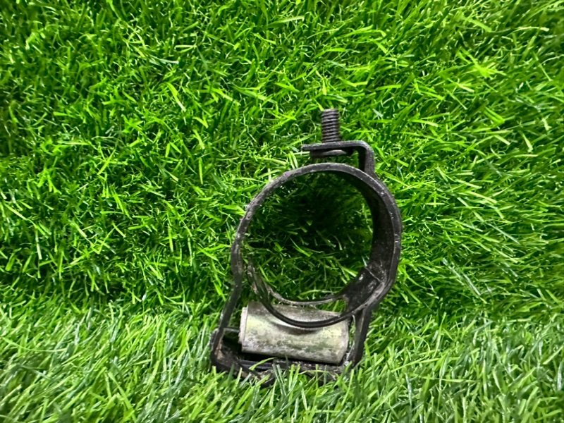 Крепление рулевой рейки TOYOTA WINDOM MCV21 2MZ (б/у)