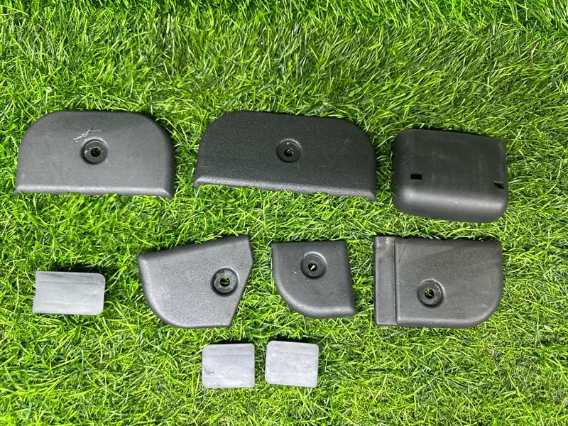 Заглушка салона MITSUBISHI DELICA D:5 CV5W 4B12 (б/у)