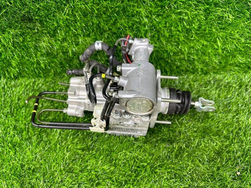 Главный тормозной цилиндр TOYOTA AQUA NHP10 (б/у)