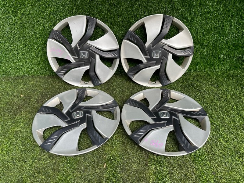Колпаки на колеса HONDA FIT GP5 (б/у)