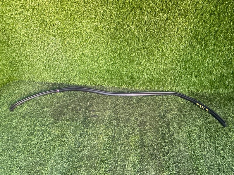 Уплотнитель двери SUZUKI HUSTLER MR31S передний левый (б/у)