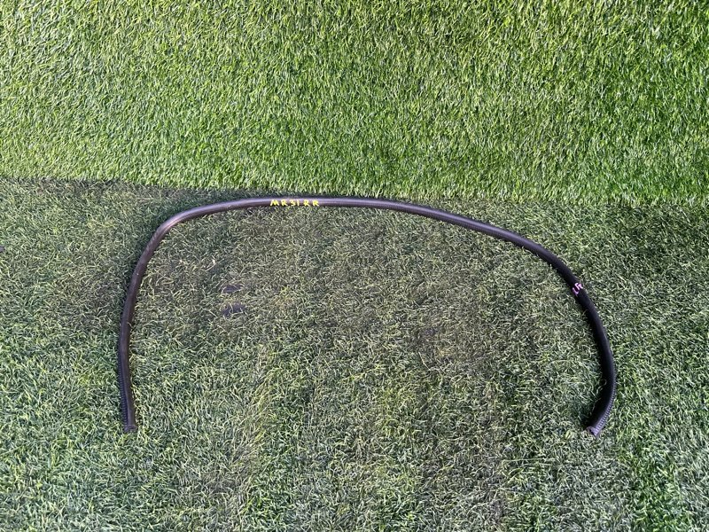 Уплотнитель двери SUZUKI HUSTLER MR31S задний правый (б/у)