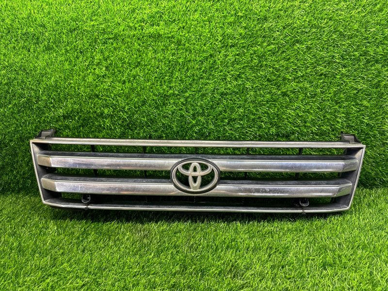 Решетка радиатора TOYOTA LAND CRUISER PRADO KZJ95 1KZTE (б/у)