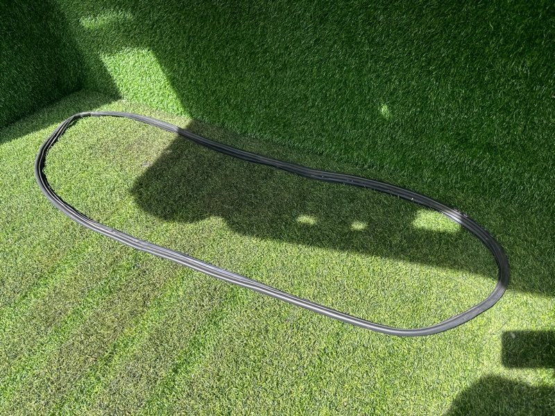 Уплотнитель двери Honda FREED GB3 L15A 2012 задний правый (б/у)